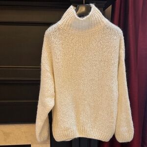 MAELYS PARIS boutique Cream Turtleneck Sweater one size